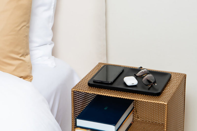 Wireless Charging Valet - Black