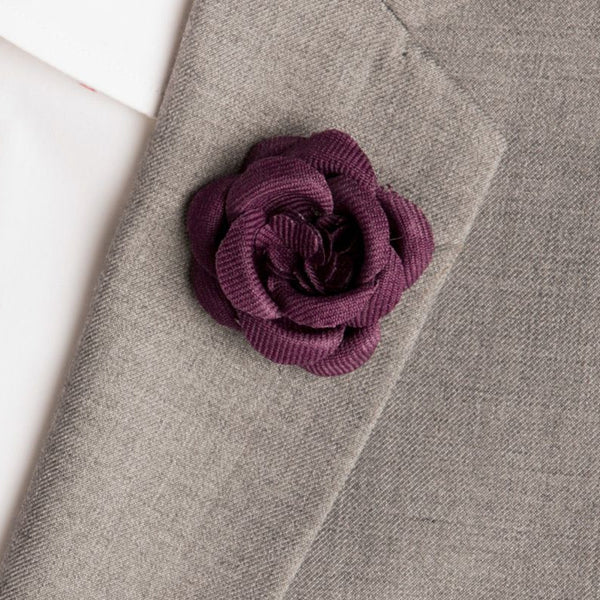 Covina Large Lapel Flower